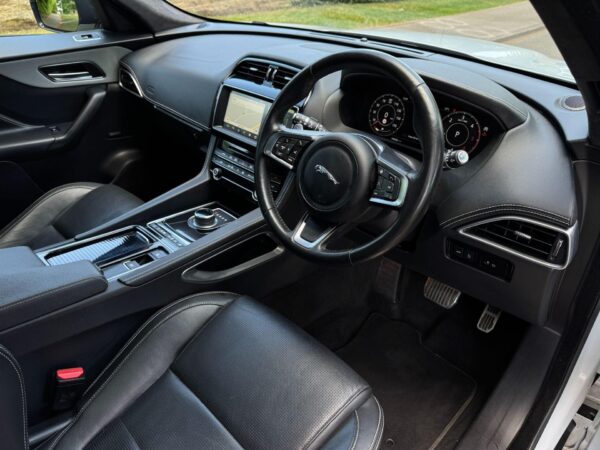 2019 Jaguar F-Pace 2.0 D180 Chequered Flag Auto AWD