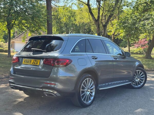 2020 Mercedes-Benz GLC220d 2.0 AMG Line (Premium) G-Tronic+ 4MATIC