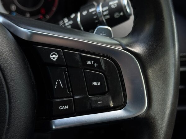 2019 Jaguar F-Pace 2.0 D180 Chequered Flag Auto AWD