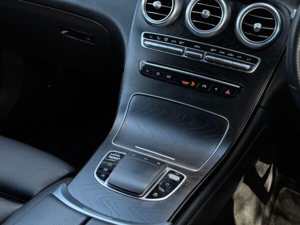2020 Mercedes-Benz GLC220d 2.0 AMG Line (Premium) G-Tronic+ 4MATIC