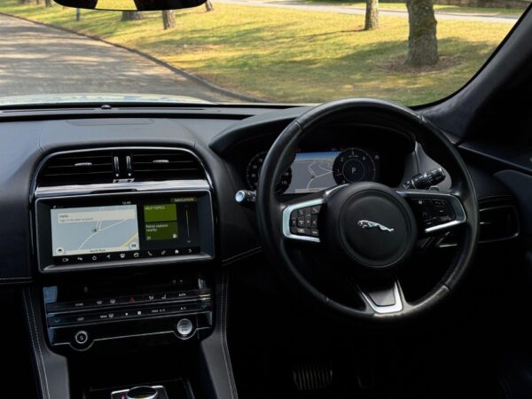 2019 Jaguar F-Pace 2.0 D180 Chequered Flag Auto AWD