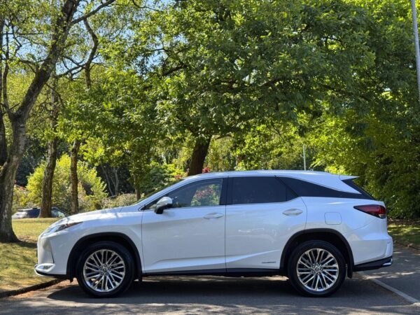 2021 Lexus RX 3.5 L 450h L V6 Takumi E-CVT 4WD