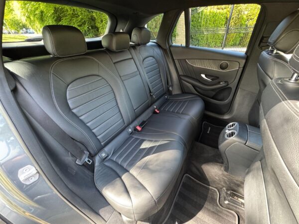 2020 Mercedes-Benz GLC220d 2.0 AMG Line (Premium) G-Tronic+ 4MATIC
