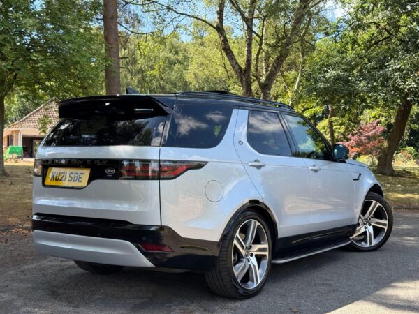2021 Land Rover Discovery 3.0 D300 MHEV R-Dynamic HSE Auto 4WD