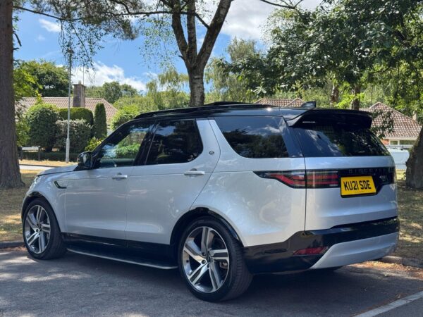 2021 Land Rover Discovery 3.0 D300 MHEV R-Dynamic HSE Auto 4WD