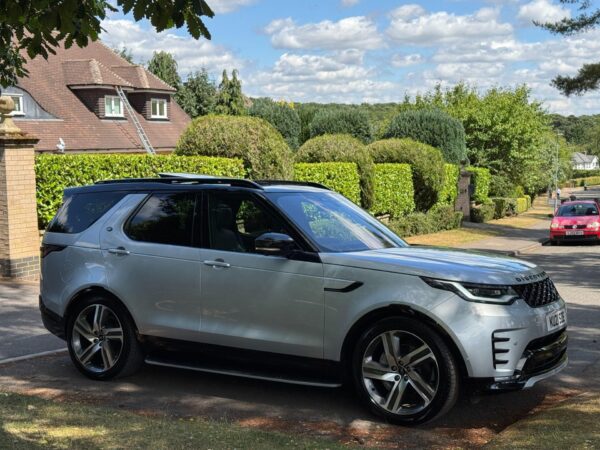 2021 Land Rover Discovery 3.0 D300 MHEV R-Dynamic HSE Auto 4WD