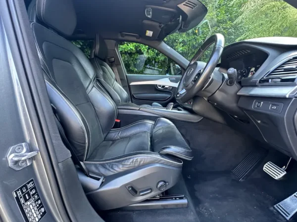 2020 VOLVO XC90 R-DESIGN B5 MHEV AWD AUTO