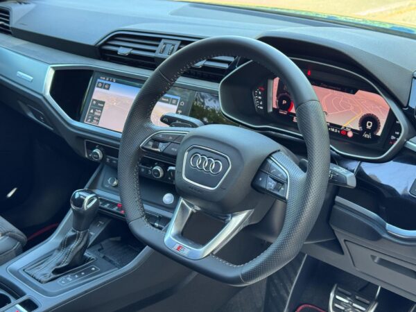2019 Audi Q3 S Line Vorsprung 35 TDI S-A