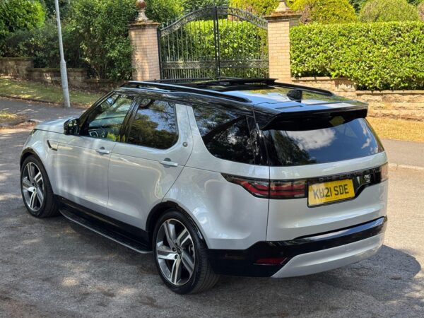 2021 Land Rover Discovery 3.0 D300 MHEV R-Dynamic HSE Auto 4WD