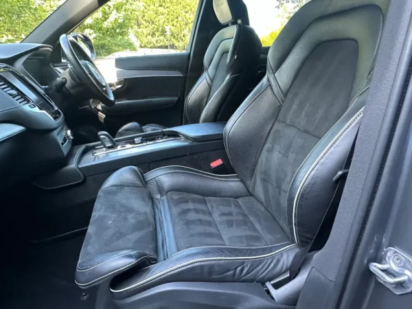 2020 VOLVO XC90 R-DESIGN B5 MHEV AWD AUTO