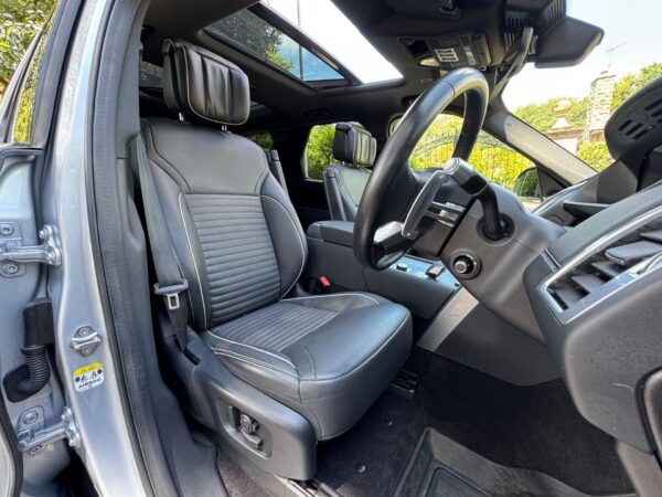 2021 Land Rover Discovery 3.0 D300 MHEV R-Dynamic HSE Auto 4WD