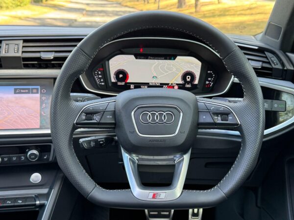 2019 Audi Q3 S Line Vorsprung 35 TDI S-A