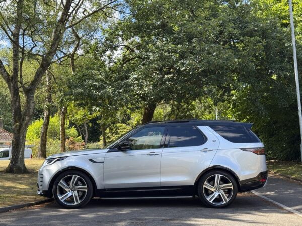 2021 Land Rover Discovery 3.0 D300 MHEV R-Dynamic HSE Auto 4WD