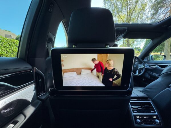 2017 BMW 750i 4.4 V8 M Sport Auto