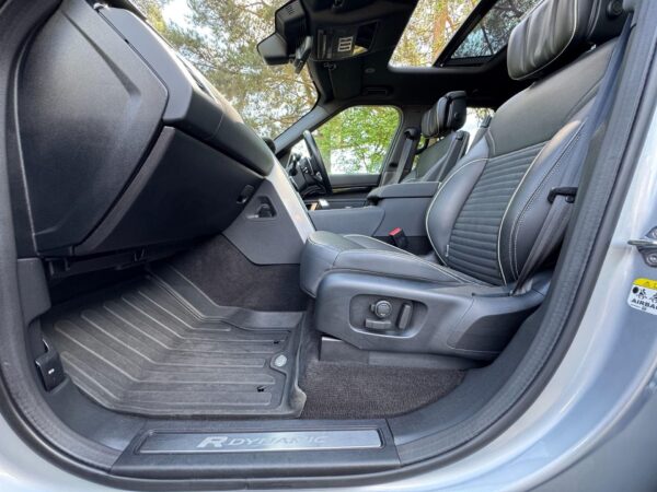 2021 Land Rover Discovery 3.0 D300 MHEV R-Dynamic HSE Auto 4WD