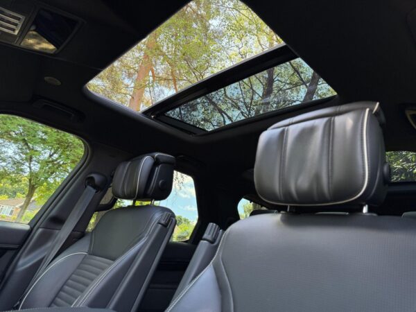 2021 Land Rover Discovery 3.0 D300 MHEV R-Dynamic HSE Auto 4WD