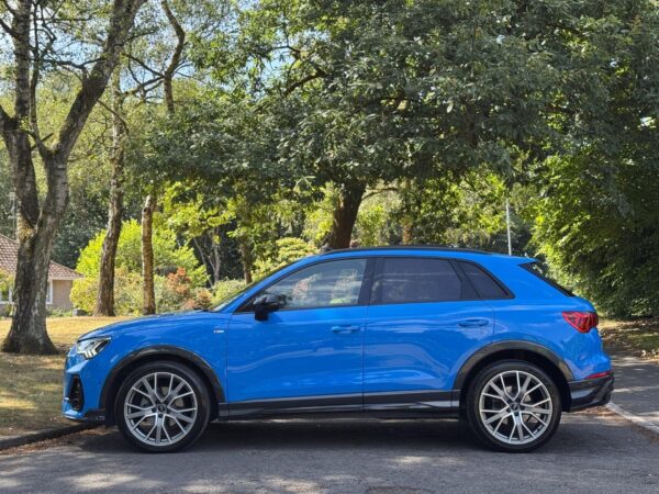 2019 Audi Q3 S Line Vorsprung 35 TDI S-A