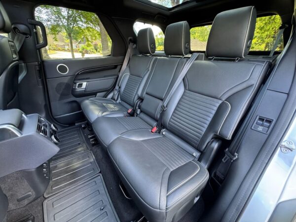 2021 Land Rover Discovery 3.0 D300 MHEV R-Dynamic HSE Auto 4WD