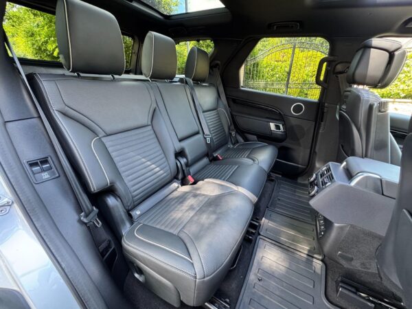 2021 Land Rover Discovery 3.0 D300 MHEV R-Dynamic HSE Auto 4WD
