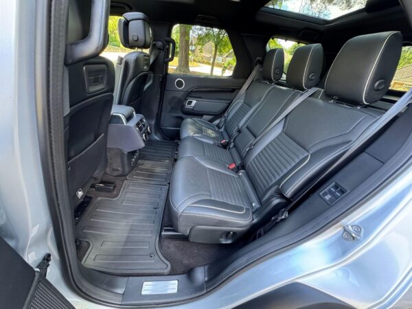 2021 Land Rover Discovery 3.0 D300 MHEV R-Dynamic HSE Auto 4WD