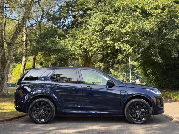 2022 Land Rover Discovery Sport 1.5 P300e 12.2kWh R-Dynamic HSE Auto 4WD 5dr