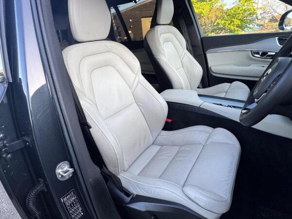 2022 Volvo XC90 R-Design B5 Mhev Awd Auto