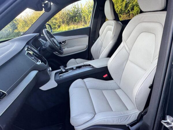 2022 Volvo XC90 R-Design B5 Mhev Awd Auto