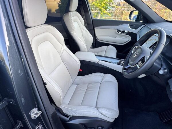2022 Volvo XC90 R-Design B5 Mhev Awd Auto