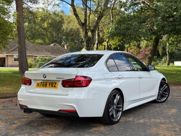 2019 BMW 320I M Sport Shadow Edition A