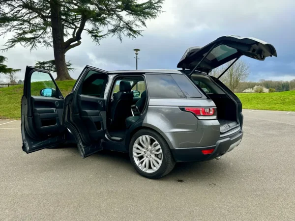 2015 Land Rover Range Rover Sport SDV6 3.0 HSE 4WD