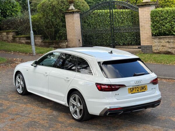 2022 Audi A4 Avant S Line 35 TDI MHEV S-A