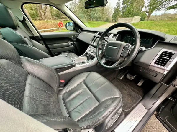 2015 Land Rover Range Rover Sport SDV6 3.0 HSE 4WD