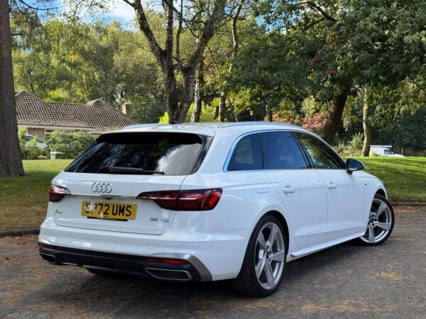 2022 Audi A4 Avant S Line 35 TDI MHEV S-A
