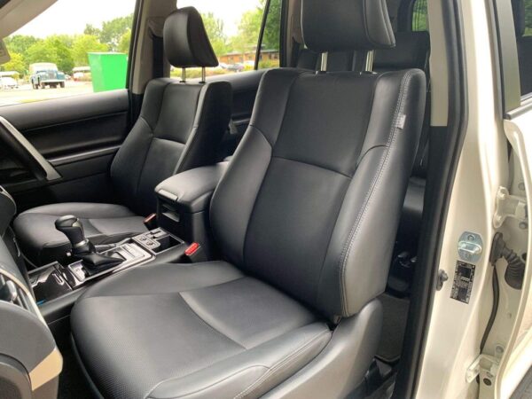 2021 TOYOTA LAND CRUISER D-4D INVINCIBLE