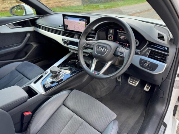 2022 Audi A4 Avant S Line 35 TDI MHEV S-A