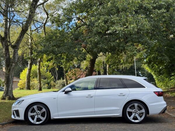 2022 Audi A4 Avant S Line 35 TDI MHEV S-A