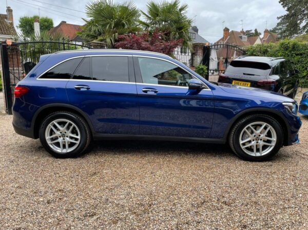 2017 Mercedes-Benz GLC Class 2.1 GLC 250d AMG Line (Premium) G-Tronic 4MATIC