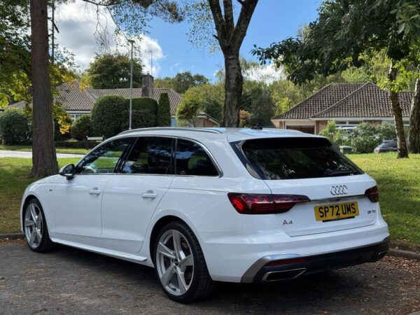 2022 Audi A4 Avant S Line 35 TDI MHEV S-A