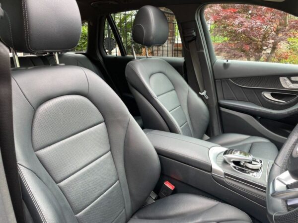2017 Mercedes-Benz GLC Class 2.1 GLC 250d AMG Line (Premium) G-Tronic 4MATIC