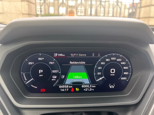 €9210 - 2022 Audi Q4 e-Tron 35