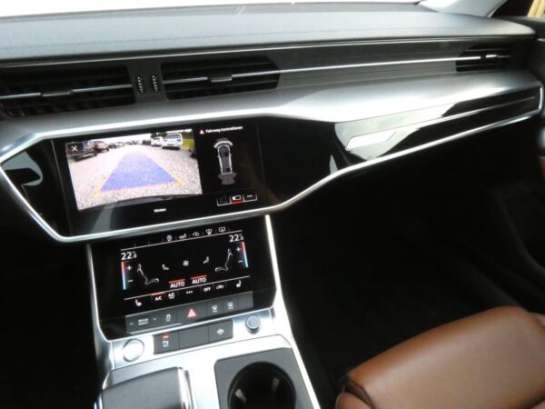 €6950 - 2019 Audi A6 Lim. 40 TDI Design