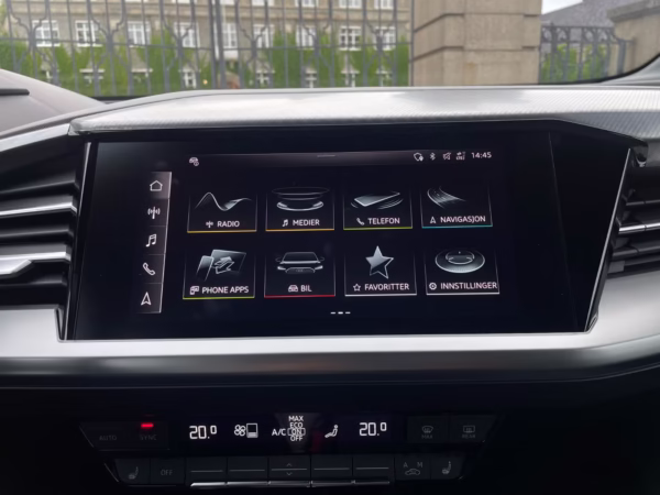 €9210 - 2022 Audi Q4 e-Tron 35